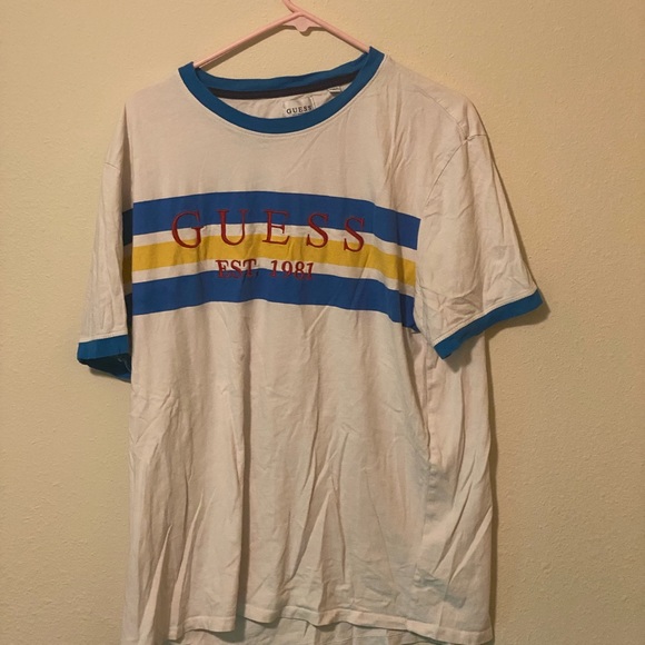 Guess shirt Bundle - Picture 7 of 16